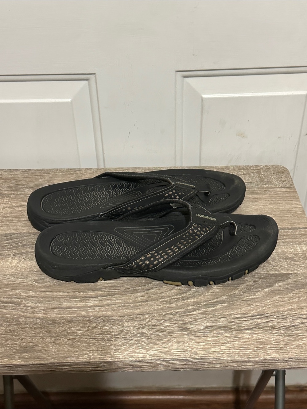 HobiBear Mens Sz 11 EU 44 Black Flip Flops Sport Sandal Outdoor Beach HR5061